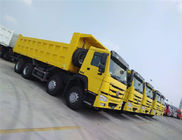 黄色い色SINOTRUK 6x4のユーロ2の400L燃料タンクが付いている頑丈なダンプ トラック