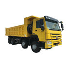 8x4 12荷車引きドライブ砂/石の鉱石ZZ3317N3067Wを運ぶための頑丈な鉱山のダンプのダンプカー トラック