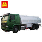 環境に優しい燃料タンクのタンカー、Sinotruk Howo 20000リットル6000ガロンのディーゼル油の運送者