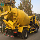 ポンプ自己ローディングを用いる黄色く具体的な建設用機器6x4 8m3のトラックミキサのトラック