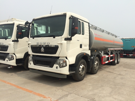 精製されたLHD無鉛ガソリン配送トラック 12タイヤ 26KL 28KL 30KL マニュアル 8x4 新型ディーゼルオイルタンカートラック