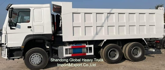左右駆動 シノトラック 15 25 35 トン HOWO 371HP 375HP 400HP 6X4 8X4 使用済み
