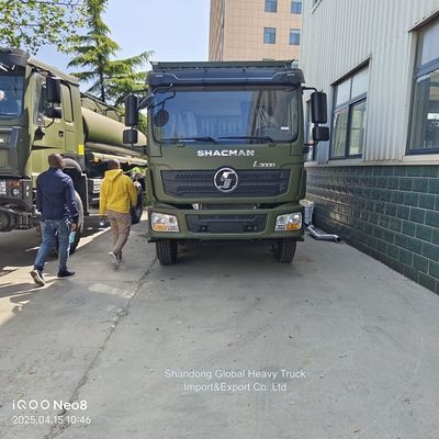 中国重汽 HOWO 4×2 貨物トラック 210馬力エンジン搭載 アルミ合金波板ボックス車