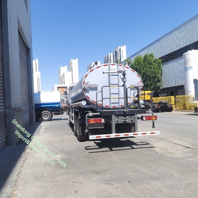 中国重汽 HOWO 車両 20000/30000L 6X4 ヘビーデューティ タンクローリー 散水車