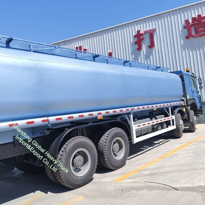 高Sinotruk 8*4 12輪 LHD Rhd ディーゼル燃料ガスオイル配送中古タンクローリー
