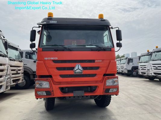 HOWO-7 8x4 重荷ダンプトラック 12.00R20 タイヤ 400L 燃料タンクと 8600×2300×1500 mm 貨物箱