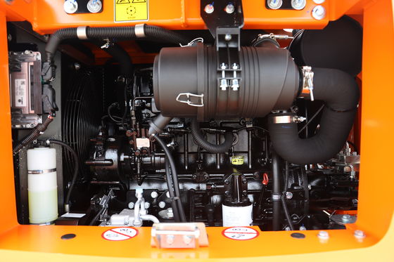ロンキング 6トン 油圧ミニショベル、15.4kw/2400rpmの出力、5900*2000*2600 mmのコンパクトサイズ