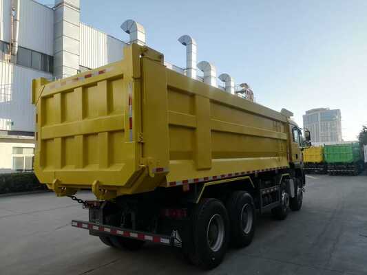中国重汽豪沃二手371/375马力8x4右舵小型自卸卡车