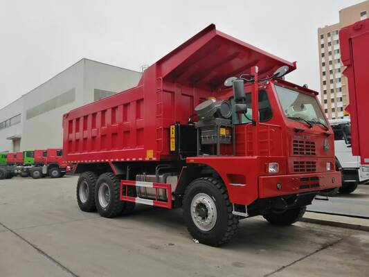 中国重汽豪沃二手371/375马力8x4右舵小型自卸卡车