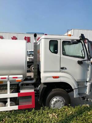 HOWO 10ホイール 16000L 18000L 20000L 22000L 24000L 水タンク 水運搬機 タンカー トラック