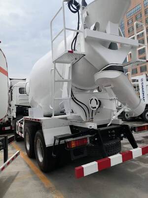 シノトルク HOWO 8X4 371HP 14cbm コンクリートミキサートラック Zz1317n3261W