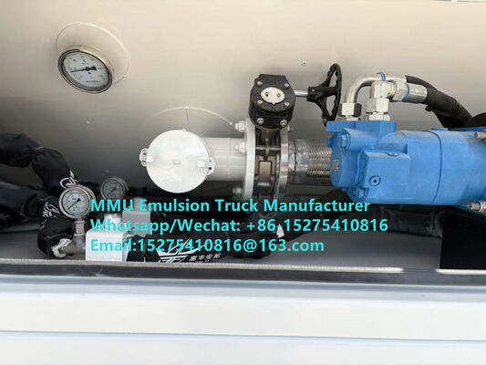 SHACMAN 20/25TON EMULSION LOADING TRUCK EMULSIONベースの大量爆発物を湿気または乾燥した爆穴に輸送する ロシア,カザフスタン,ウズベキスタン,インドネシア,コンゴ民主共和国,ザンビア,ジンバブエ,タンザニア,ガーナ,ギニア