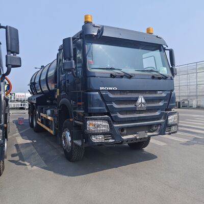 HOWO 15CBM 6×4駆動型と266HPのエンジンのパワーを備えた真空下水道浄化トラック