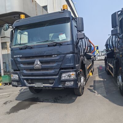 HOWO 15CBM 6×4駆動型と266HPのエンジンのパワーを備えた真空下水道浄化トラック