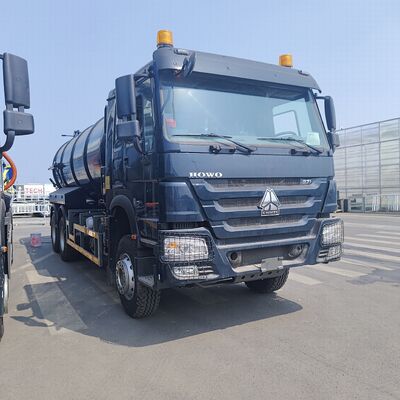 HOWO 15CBM 6×4駆動型および336HPのエンジンを搭載した真空下水道排泄物吸管トラック