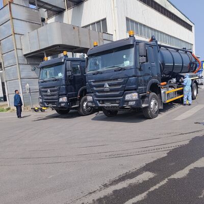 HOWO 15CBM 6×4駆動と336HPエンジンの真空下水道浄化トラック