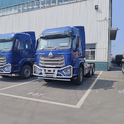 HOWO NX 6×4 トラクター トラック、380HP エンジンと重量物輸送用の頑丈なフレームを搭載