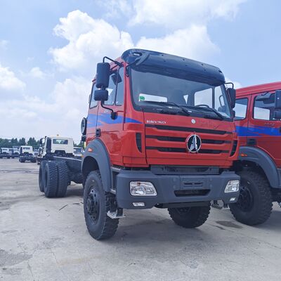 BEIBEN 2642 8×4 重荷鉱山ダンプトラック 420HP WEICHAI エンジンと35-45トンの鉱山および採石場用ペイロード