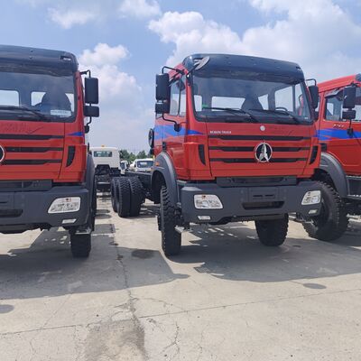 BEIBEN 2642 8×4 重荷鉱山ダンプトラック 420HP WEICHAI エンジンと35-45トンの鉱山および採石場用ペイロード