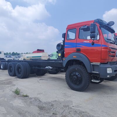 BEIBEN 2642 6×4 重荷ダンプトラック 420HP WEICHAI エンジンと25-35トンの鉱山および建設用ペイロード