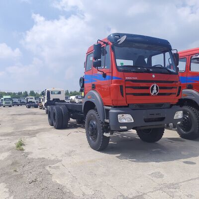 BEIBEN 2642 6×4 重荷ダンプトラック 420HP WEICHAI エンジンと25-35トンの鉱山および建設用ペイロード