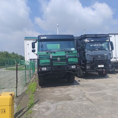 HOWO 6×4 水タンク トラック 20000L 容量, 371HP エンジンと道路清掃と除塵のための炭素鋼タンク