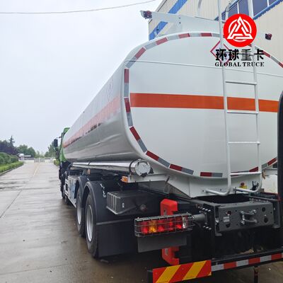 HOWO NX 8x4 30000L 燃料タンク トラック モザンビーク市場用重用ディーゼルボウザー トラック