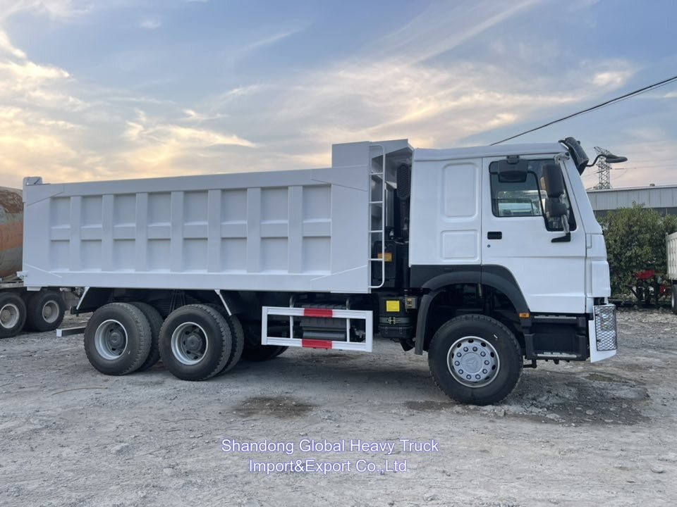 シノトラック 10ホイラー HOWO A7 T7 V7 ユーロ4 ダンプトラック エチオピア トラック