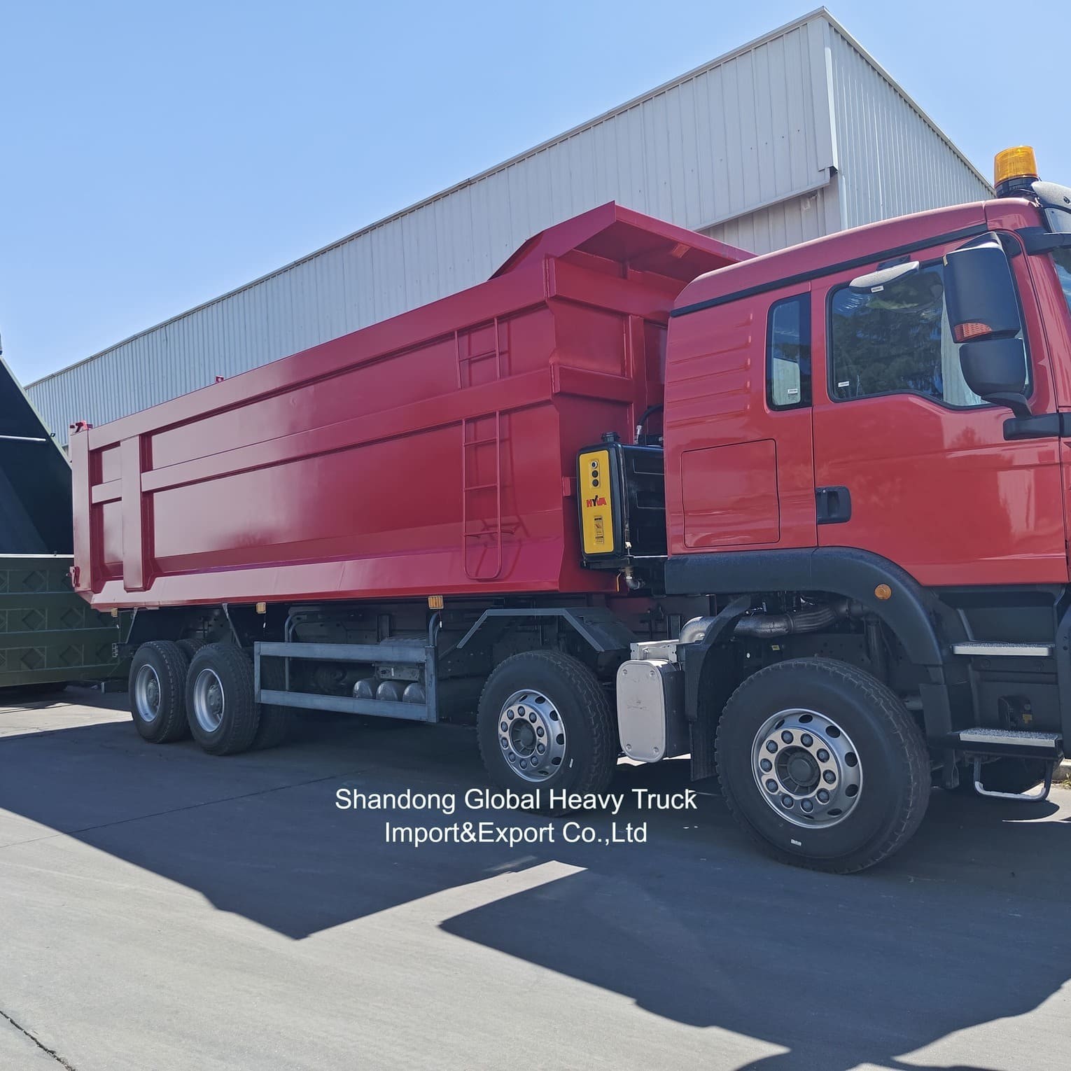 Sinotruk / HOWO シトラック F3000 A7 371HP 8X4 6X4 トラクター 手動ダンプティッパー 中古トラック