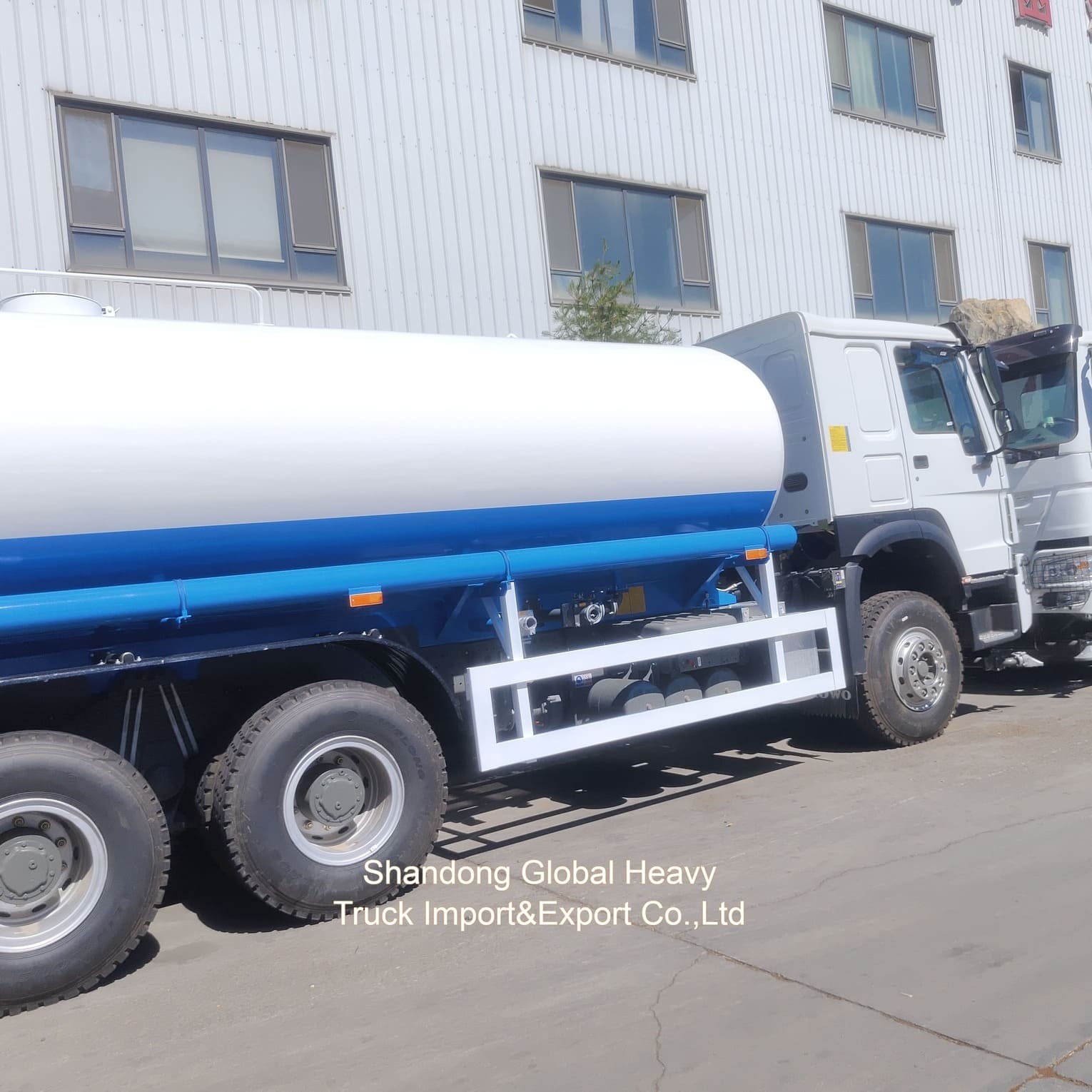 20000L 30000リットル 新品 中古 シノトラック HOWO 6*4 スプリンクラー 水タンク トランカー