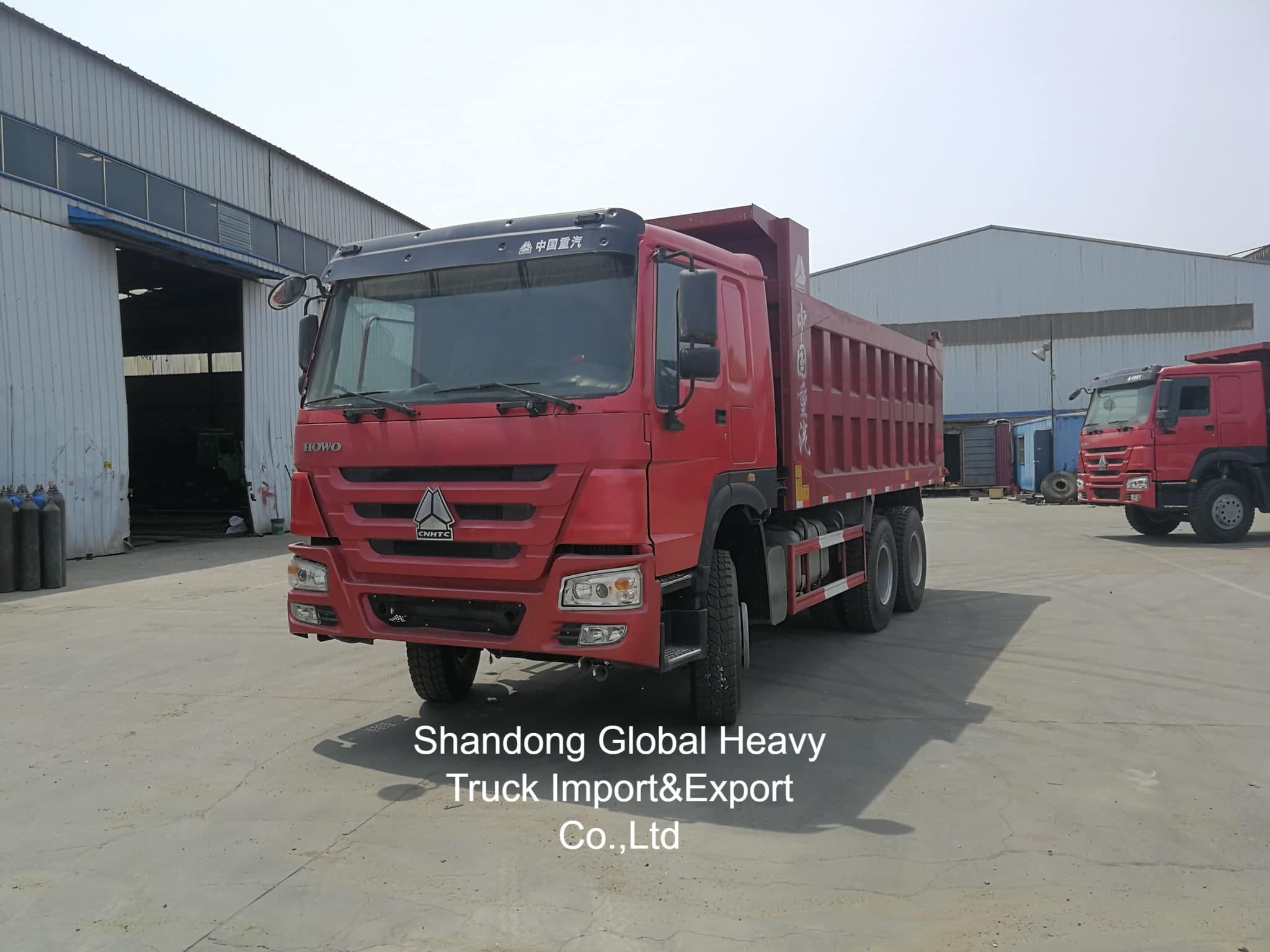中古 HOWO レッド カラー 380hp/400hp ダンプ トラック ストック