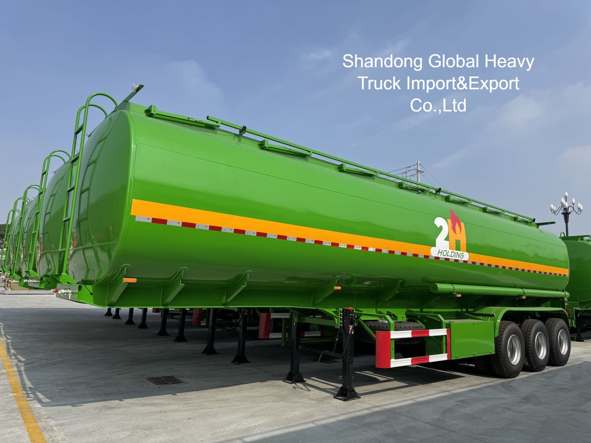 3軸 45000L ディーゼルガソリンタンカー 半トレーラー 重荷