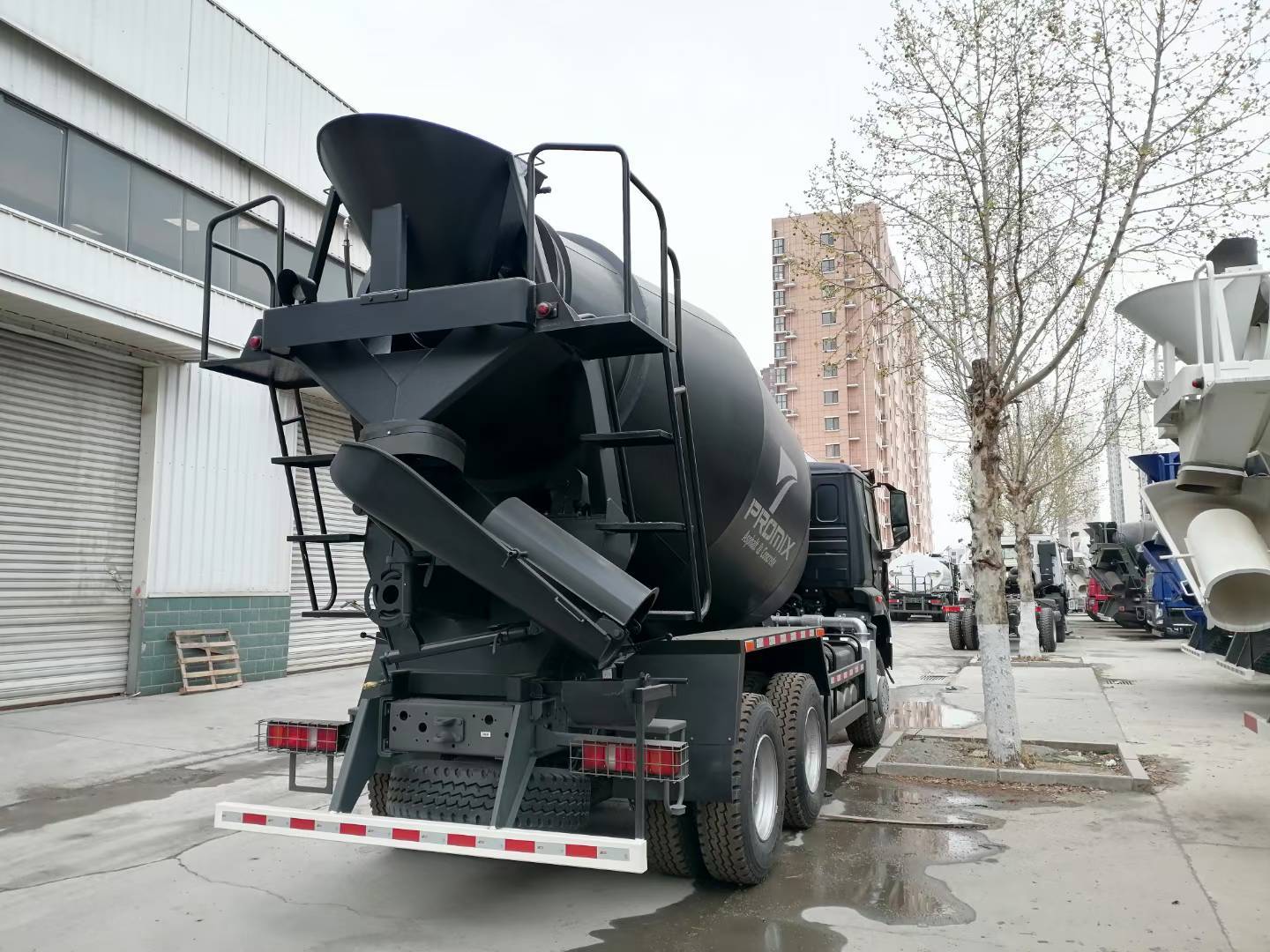 中国重汽 HOWO 6X4 大型 12m3 コンクリートミキサー車、30T ペイロード、300-400馬力エンジン