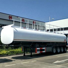 炭素鋼MatrrialおよびFUWAの車軸が付いている頑丈な半トレーラー42000リットルの石油燃料タンク